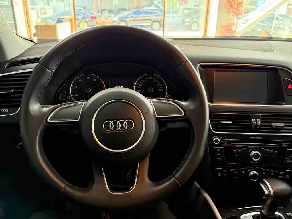 Audi Q5 2014 — фото 4