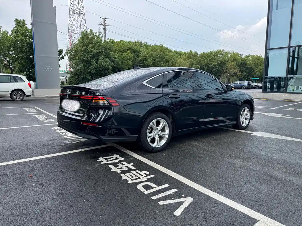 Honda Accord 2023 — фото 12