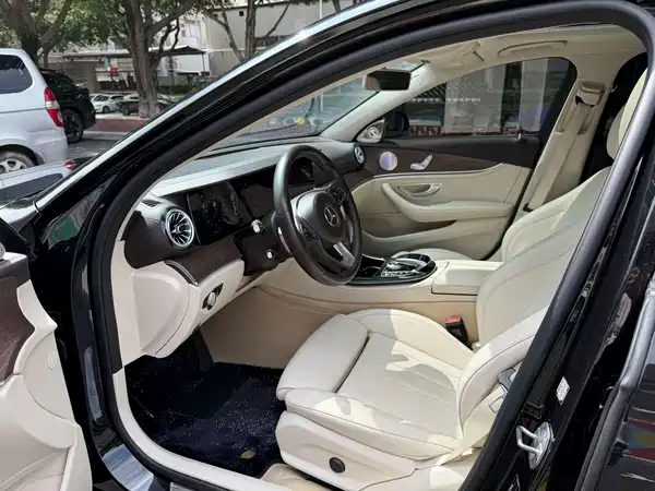 Mercedes-Benz E-Class 2017