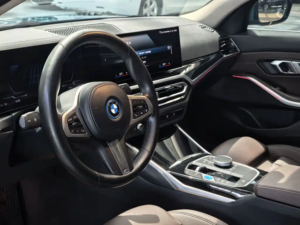BMW i3 2023 — фото 5
