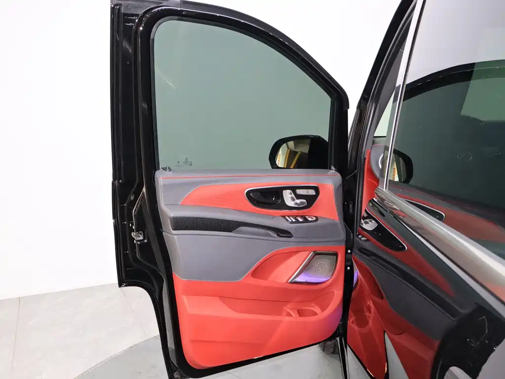 Mercedes-Benz Vito 2023 — фото 19