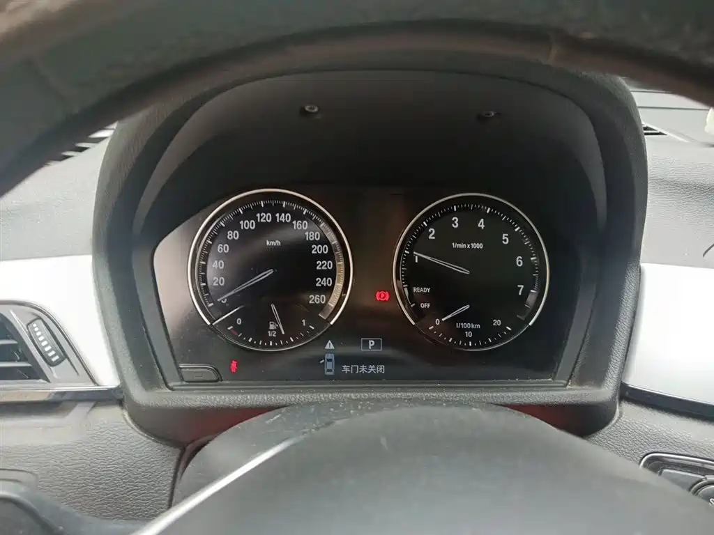 BMW X1 2018 — фото 12