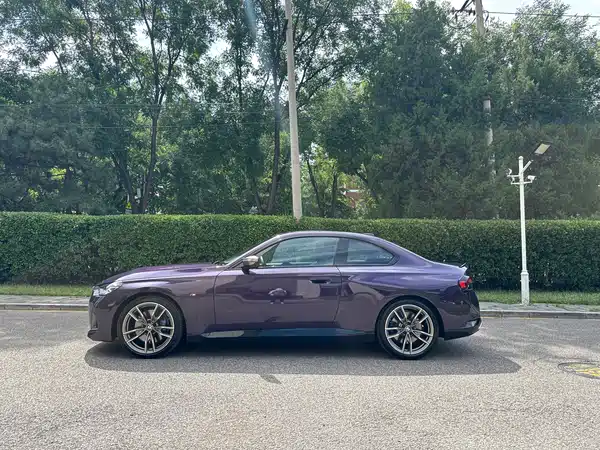 BMW M240i 2025