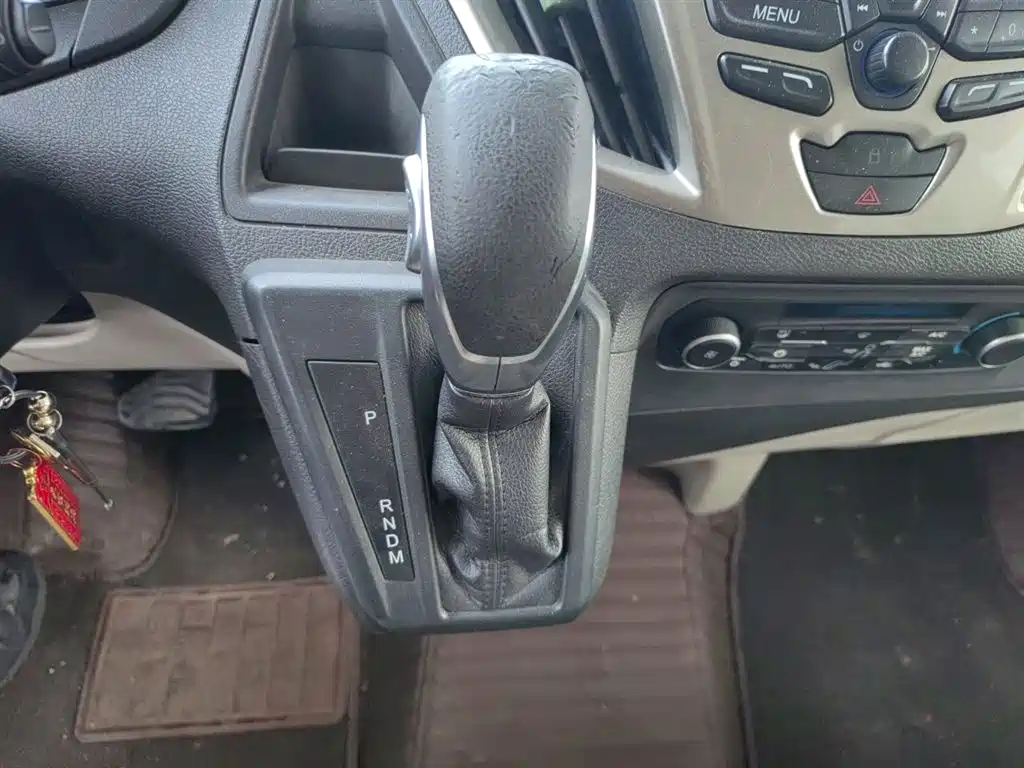 Ford Tourneo 2017 — фото 10