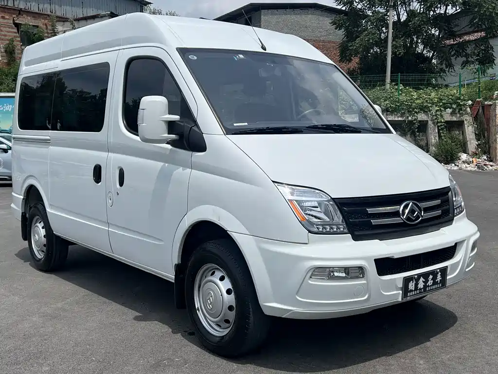 Maxus V80 2024