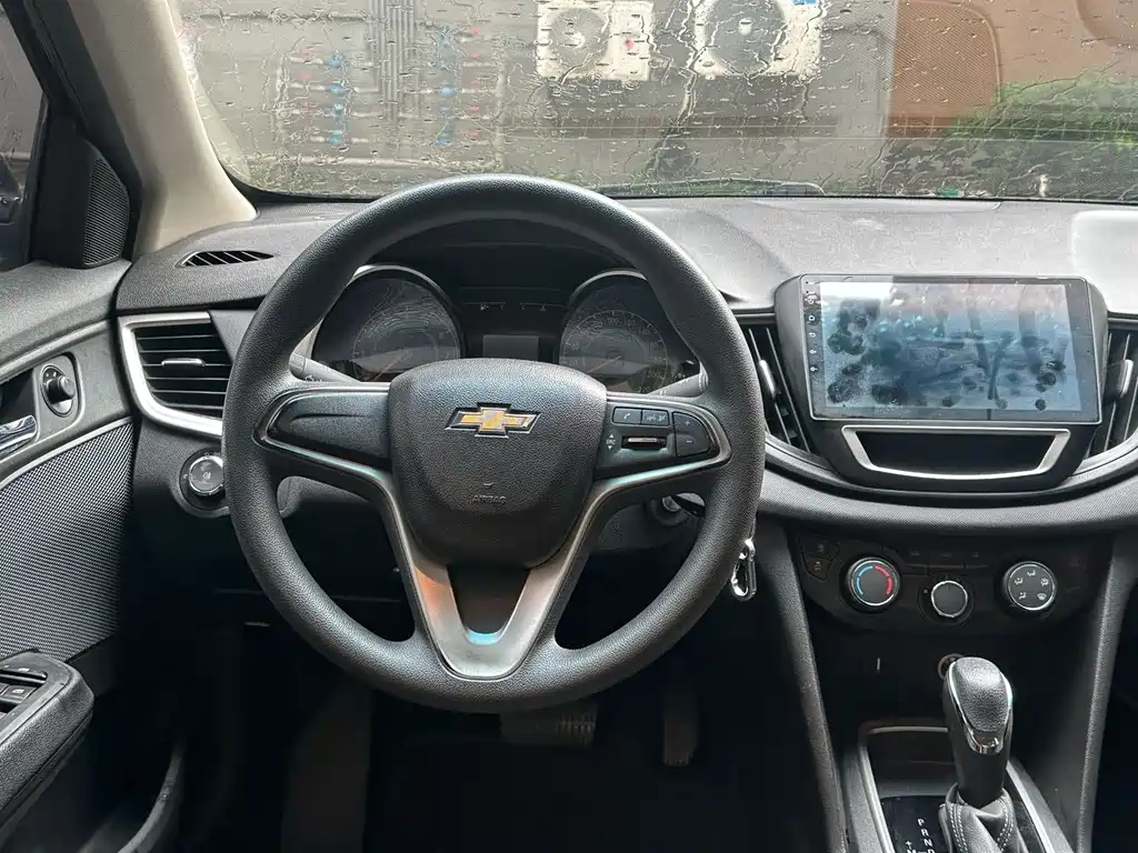 Chevrolet Cavalier 2018 — фото 17