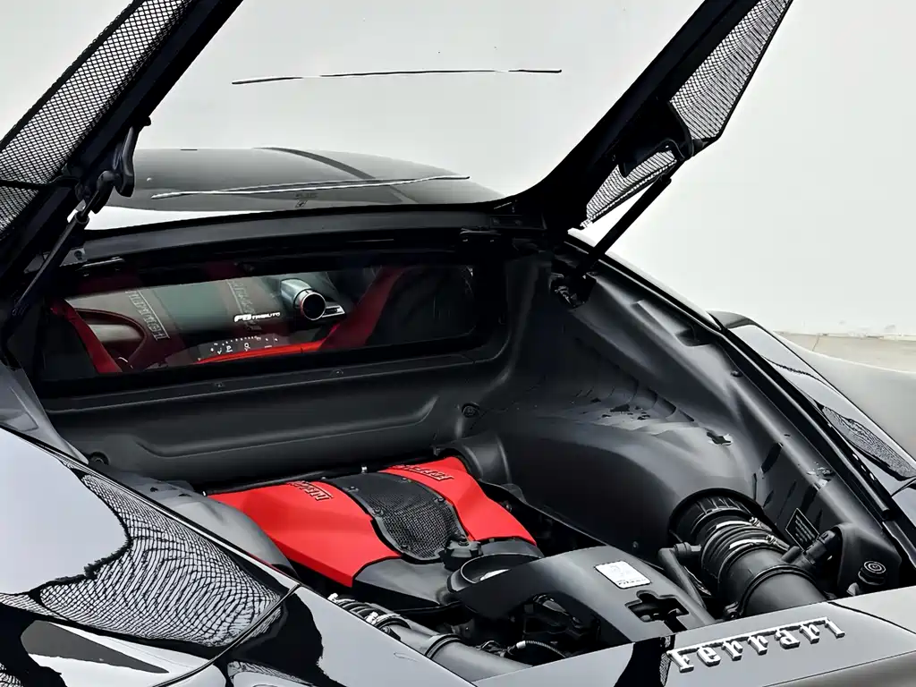 Ferrari F8 2022 — фото 11