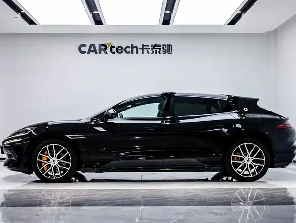 Denza Z9GT 2024
