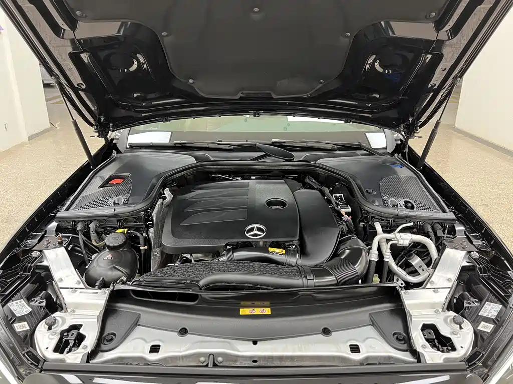 Mercedes-Benz E-Class 2021 — фото 31