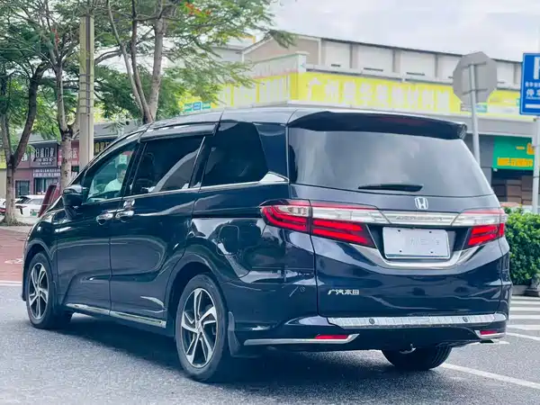 Honda Odyssey 2015
