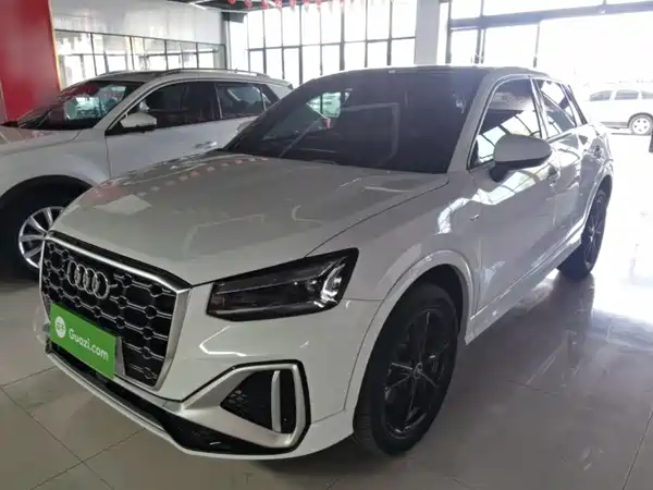 Audi Q2L 2024