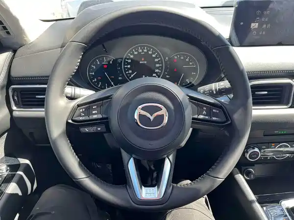 Mazda CX-5 2025