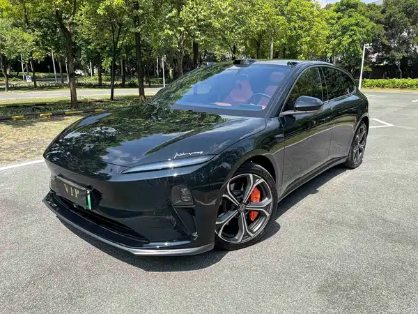 NIO ET5T 2024