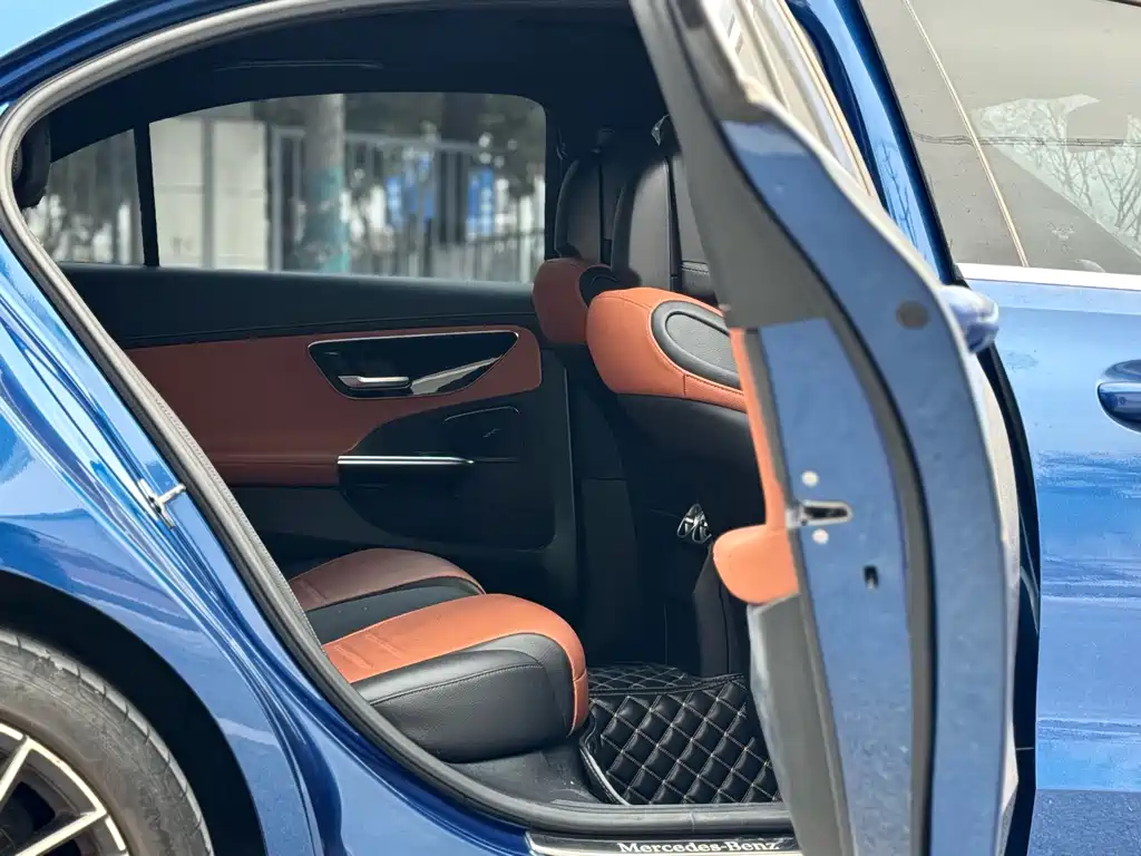 Mercedes-Benz C-Class 2022 — фото 13