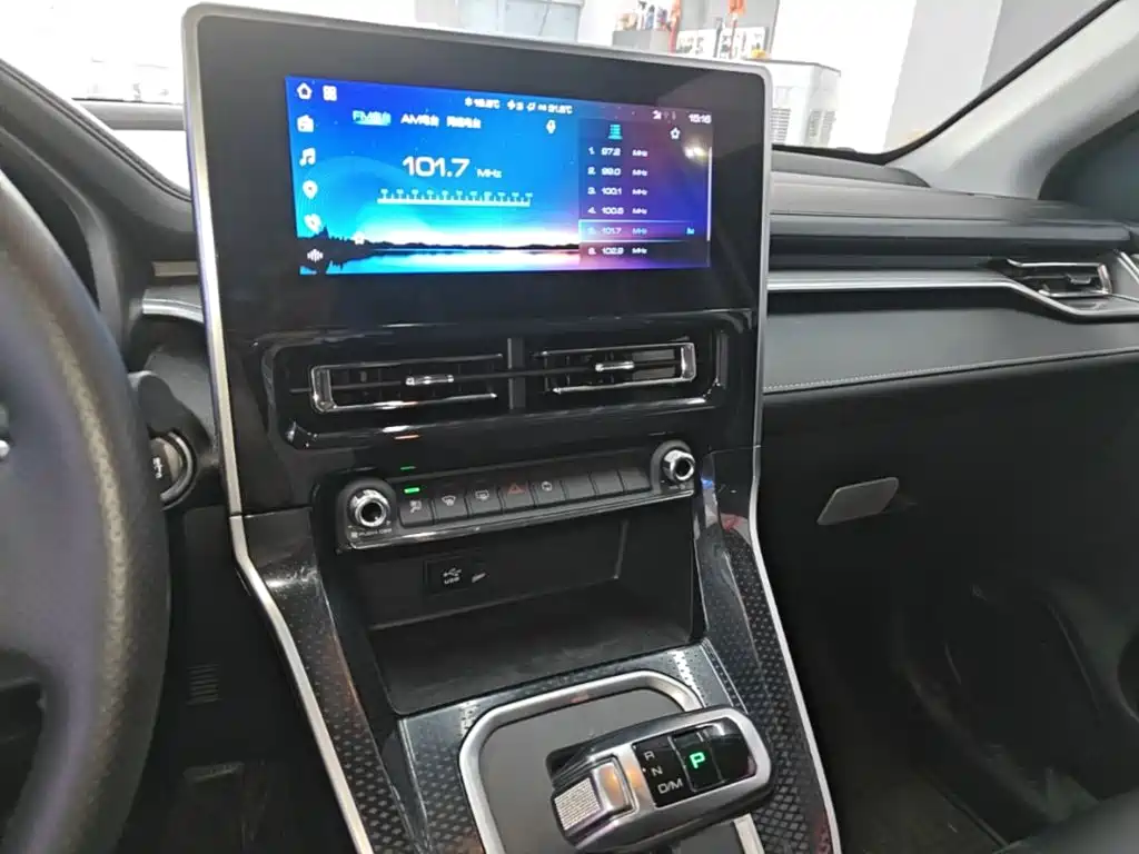 Haval M6 2022 — фото 13
