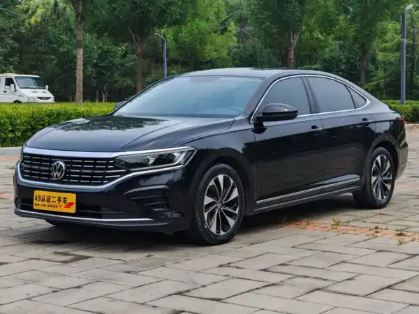 Volkswagen Passat 2022