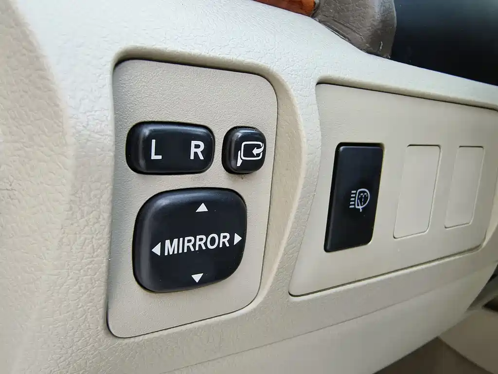 Toyota Camry 2008 — фото 15