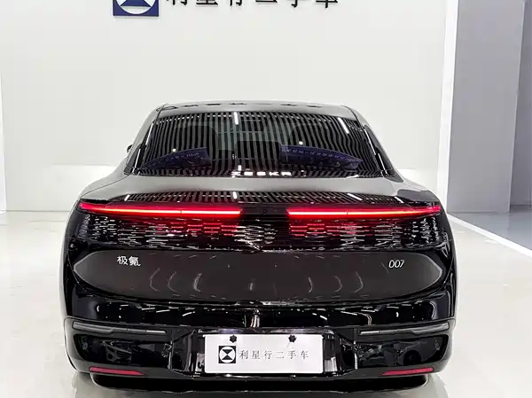 Zeekr 007 2024