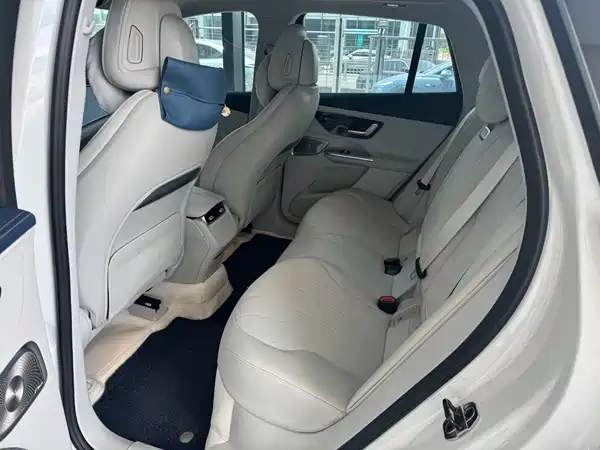 Mercedes-Benz EQE SUV 2023