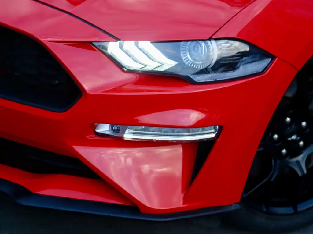 Ford Mustang 2021 — фото 16