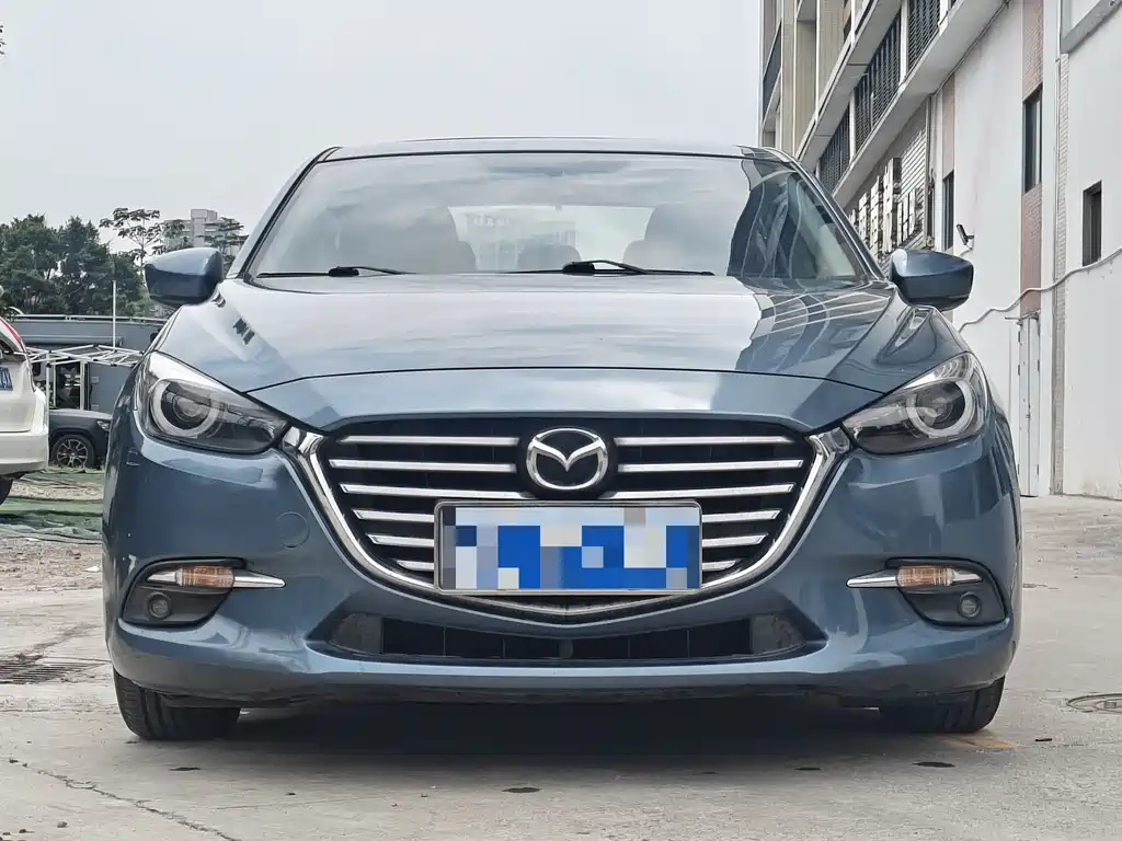 Mazda 3 Axela 2018 — фото 2