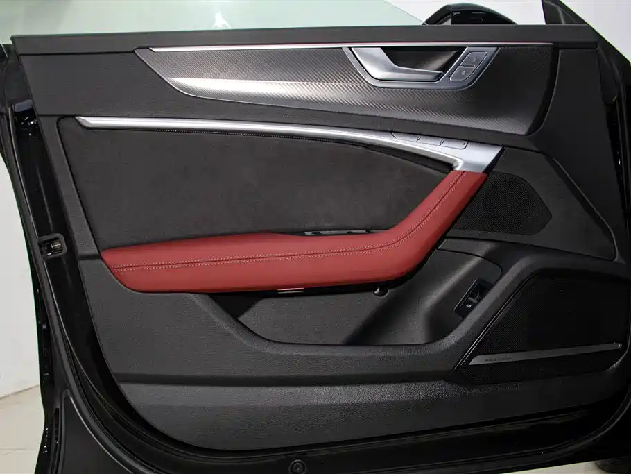 Audi A7L 2025 — фото 16