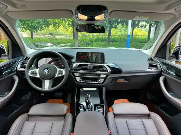 BMW X3 2021