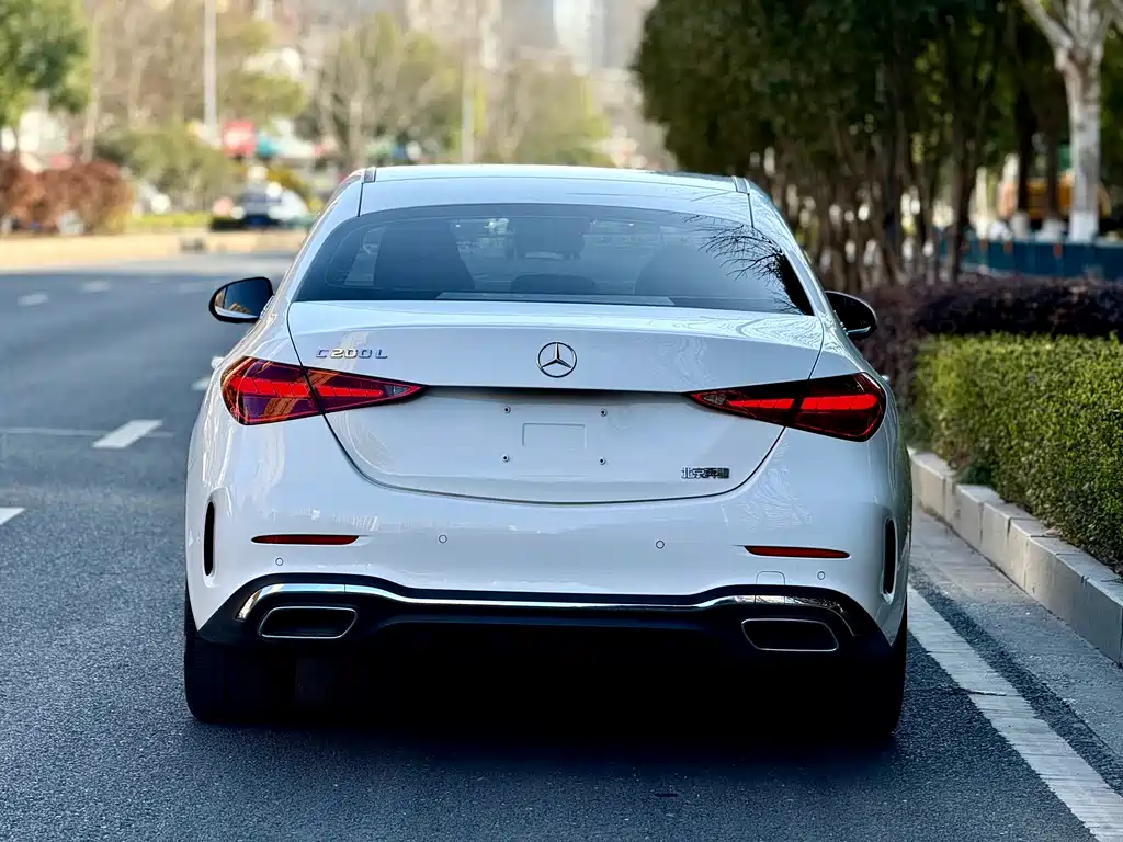 Mercedes-Benz C-Class 2023 — фото 13