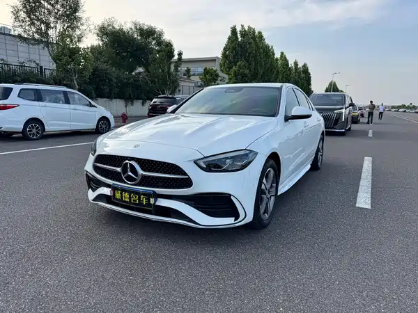 Mercedes-Benz C-Class 2022