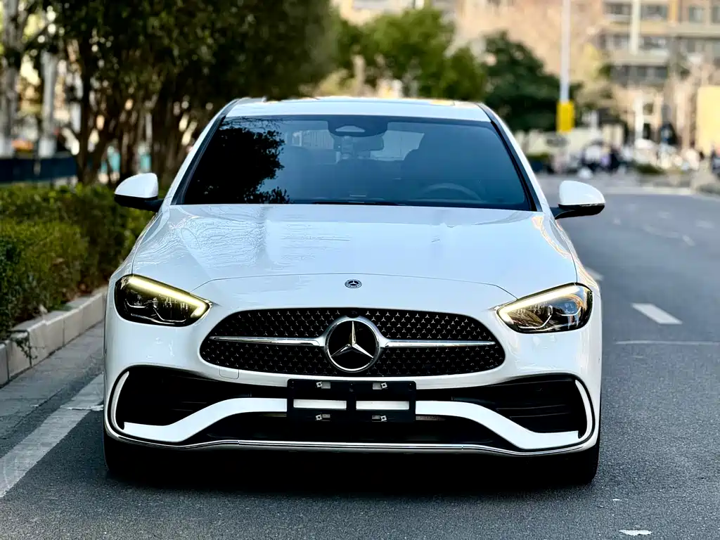 Mercedes-Benz C-Class 2023 — фото 1