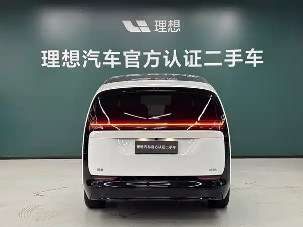 Li Auto MEGA 2024