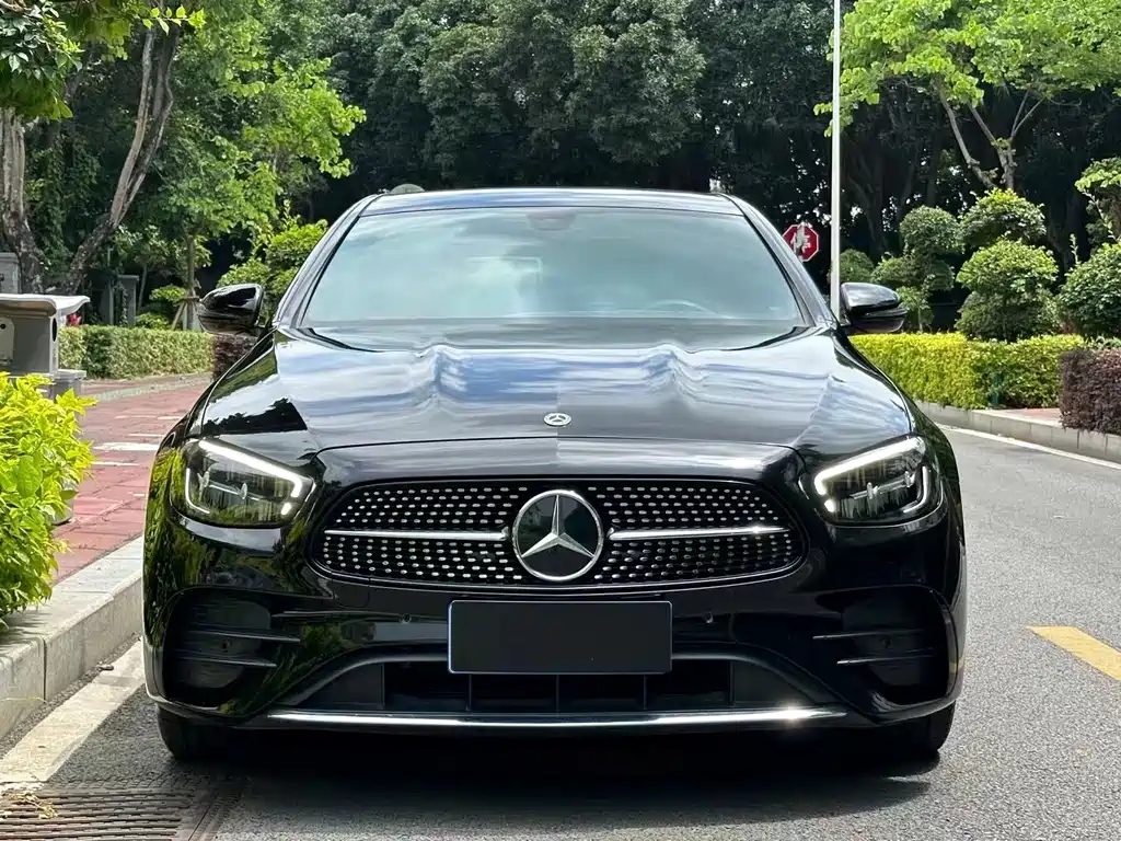 Mercedes-Benz E-Class 2021