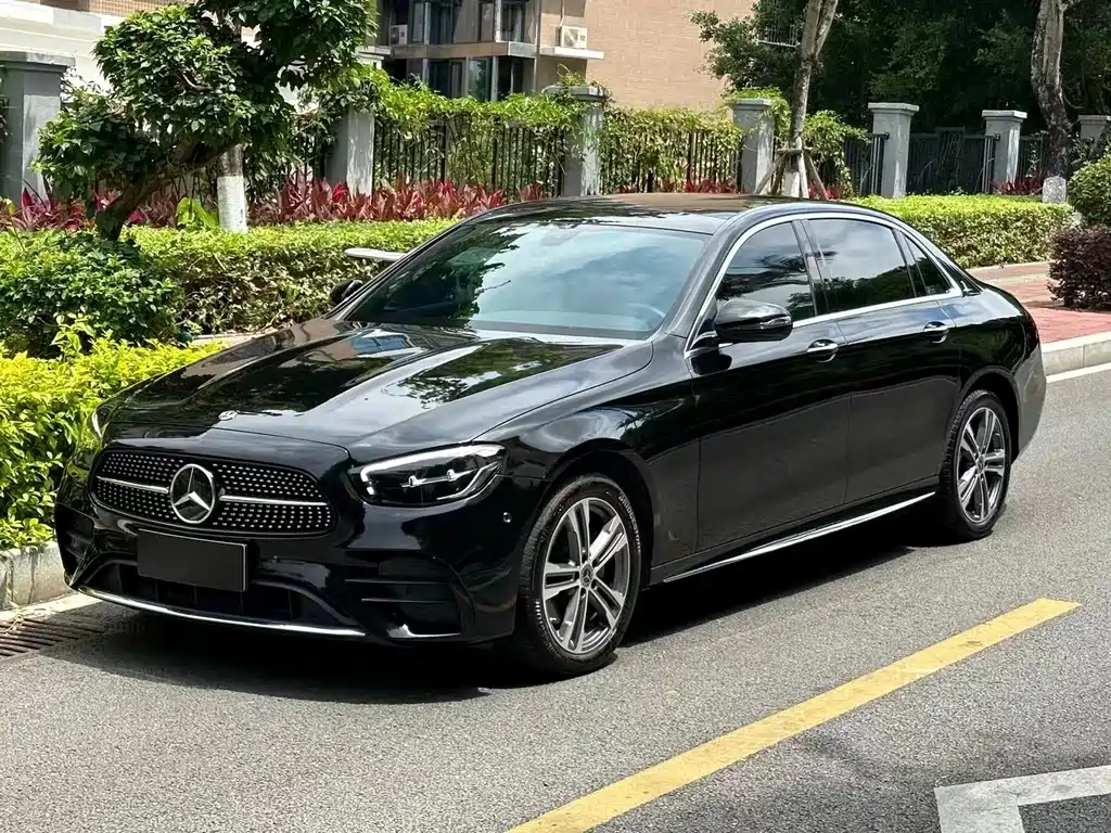 Mercedes-Benz E-Class 2021