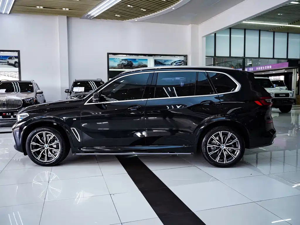 BMW X5 2022 — фото 3