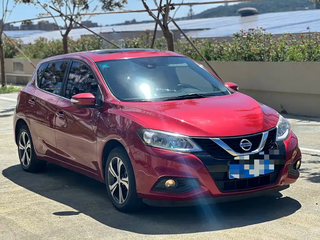 Nissan Tiida 2016 — фото 3