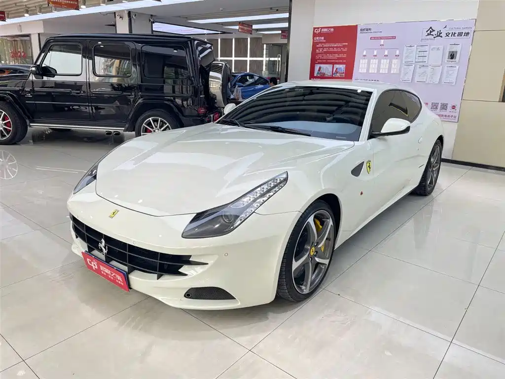 Ferrari FF 2013 — фото 1