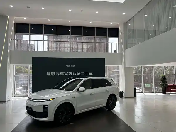 Li Auto L6 2024