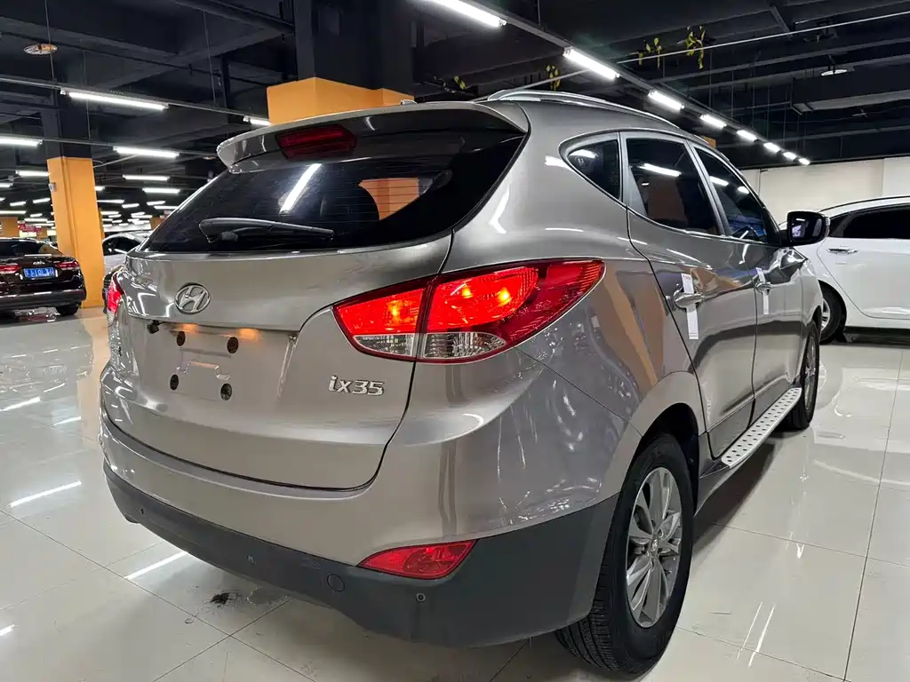 Hyundai ix35 2017 — фото 13