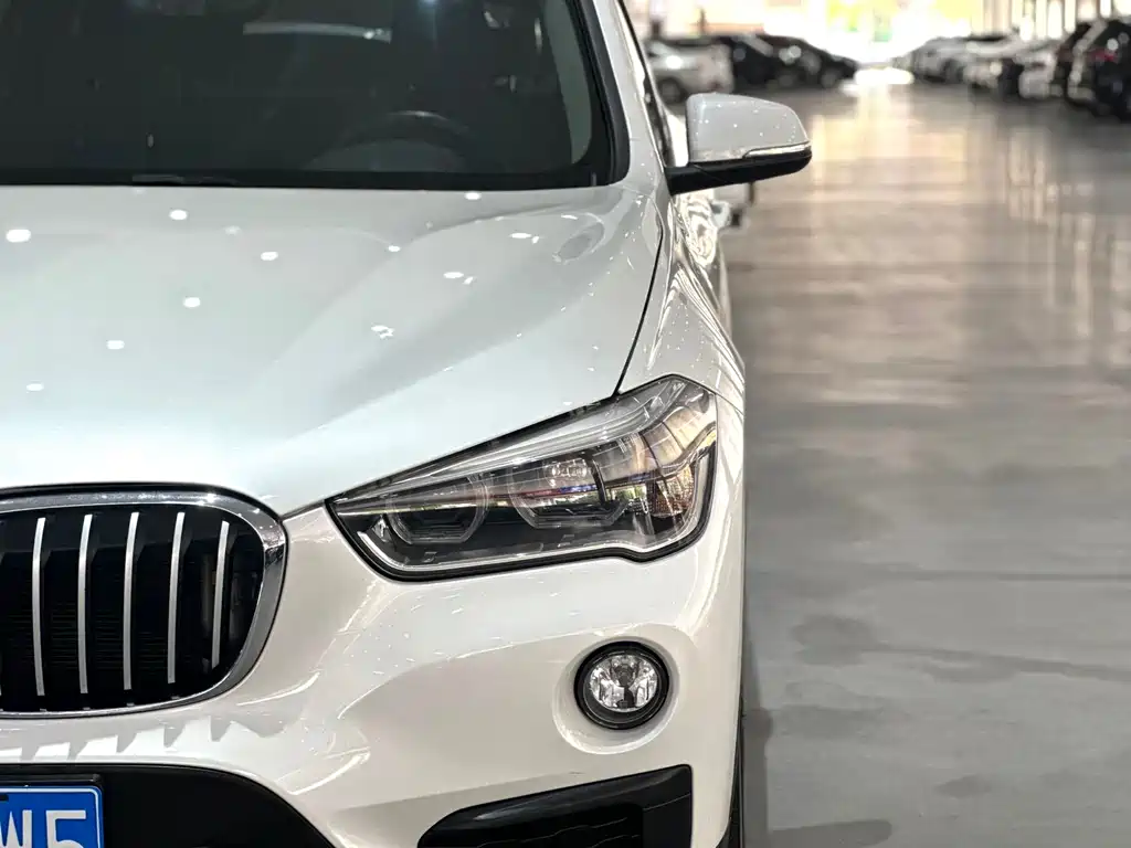 BMW X1 2018 — фото 3
