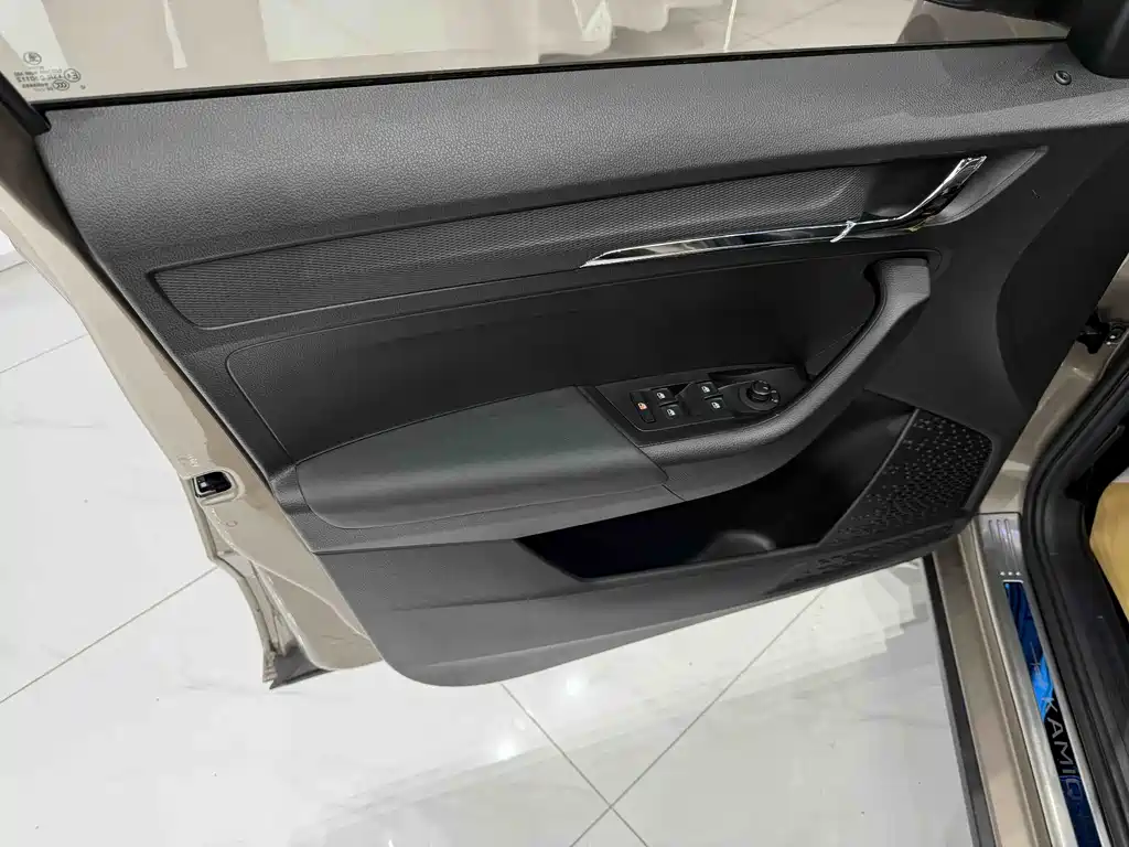Skoda Kamiq 2023 — фото 18