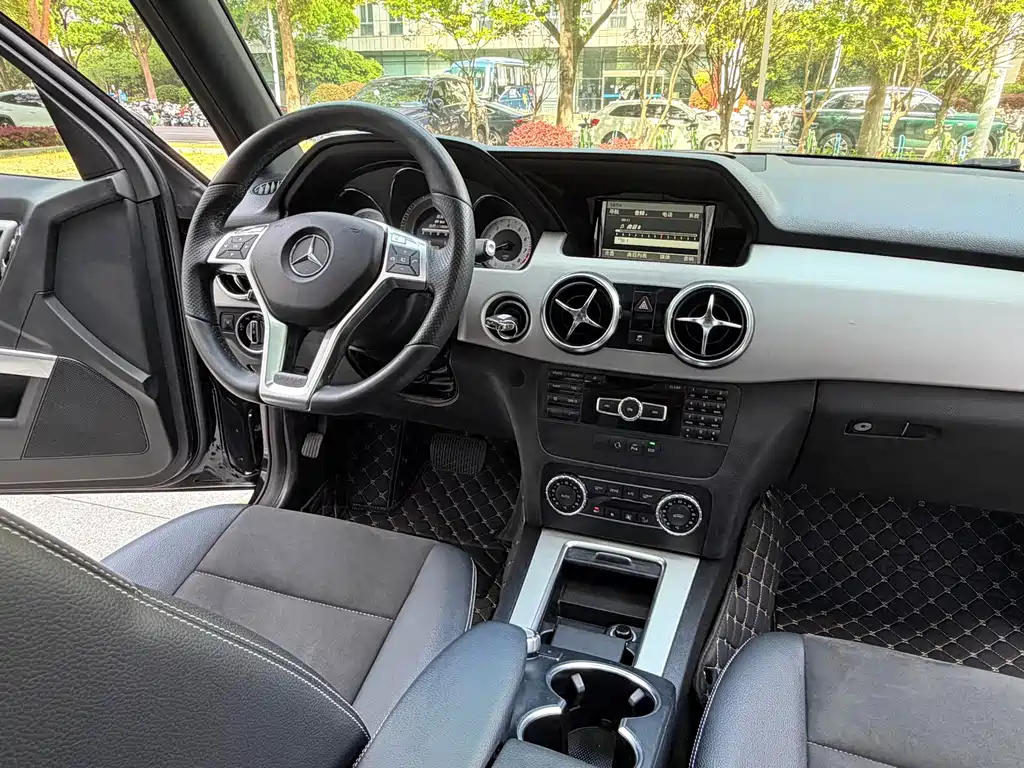 Mercedes-Benz GLK-Class 2015 — фото 14