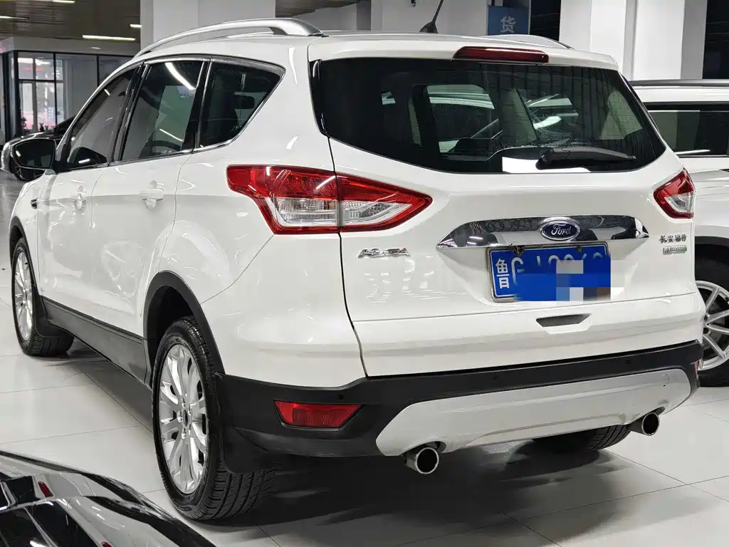 Ford Kuga 2016 — фото 4