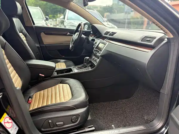 Volkswagen Magotan 2014