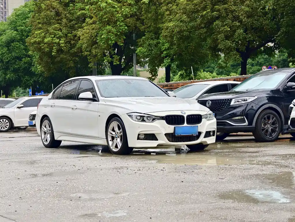BMW 3 Series 2018 — фото 3