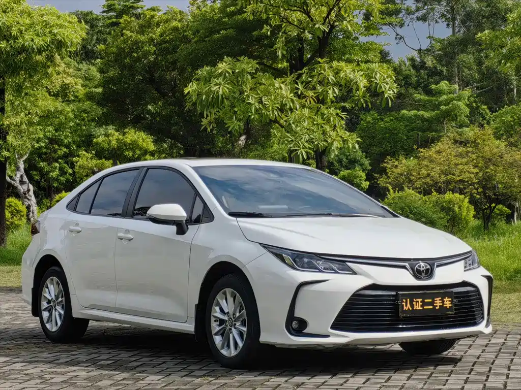 Toyota Corolla 2022 — фото 3