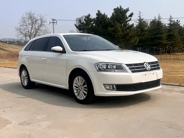 Volkswagen Gran Lavida 2013