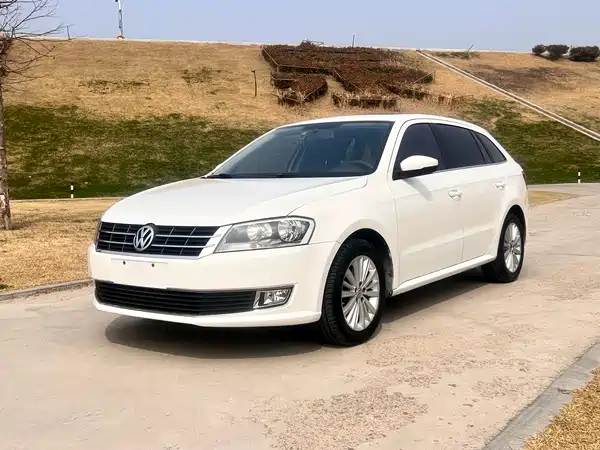 Volkswagen Gran Lavida 2013