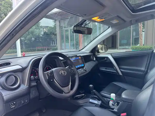 Toyota RAV4 2019