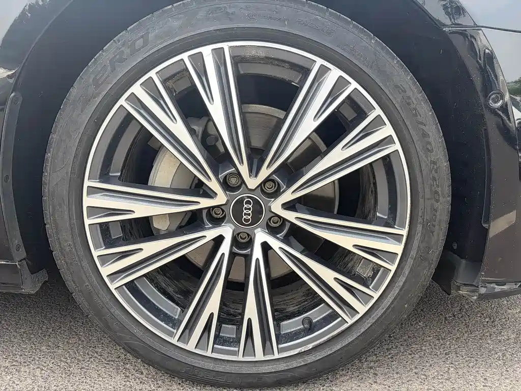 Audi A6L 2022 — фото 14