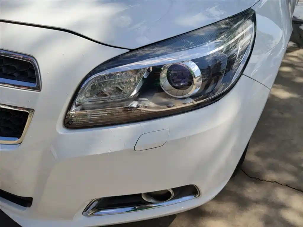 Chevrolet Malibu 2015 — фото 24